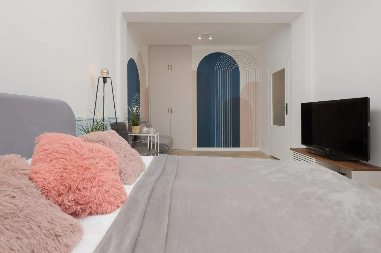 Art Deco Apartment Warsaw Old Town By Noclegi Renters 0*,